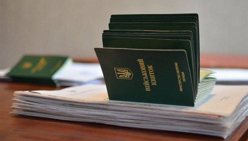 RazomUA - Інцидент в Одеському ТЦК: самопошкодження й дві версії — що це означає для довіри