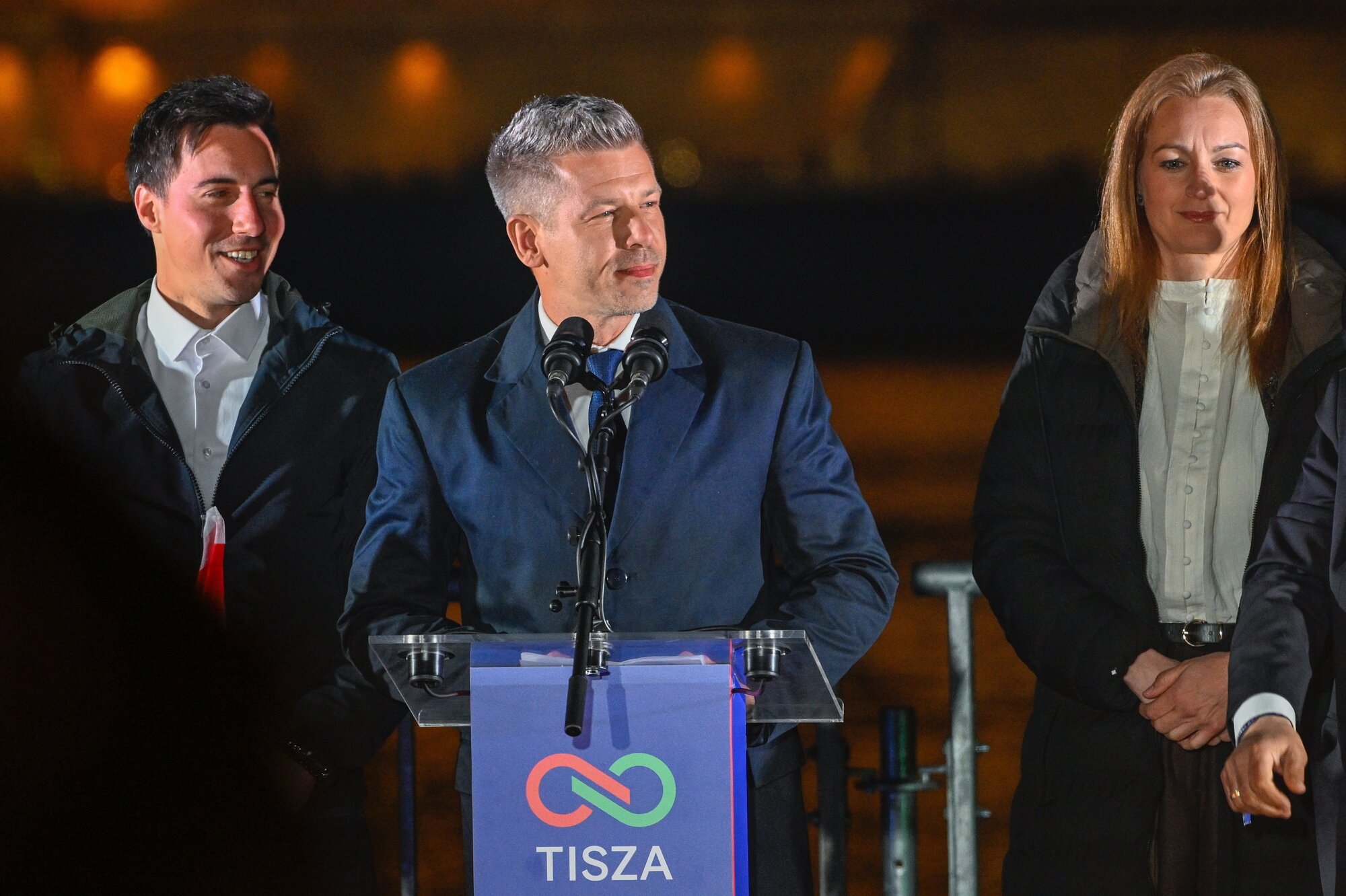 RazomUA - Первый эфир после 18 месяцев молчания: Мадяр объявил о заморозке государственных медиа с радиостудии, которую Орбан превратил в рупор