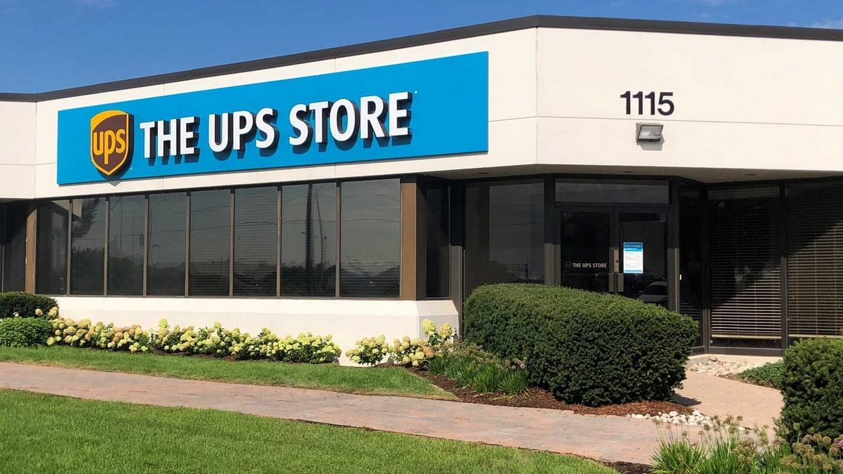 RazomUA - Нова пошта у США: партнерство з UPS відкриває канал допомоги й бізнесу для України