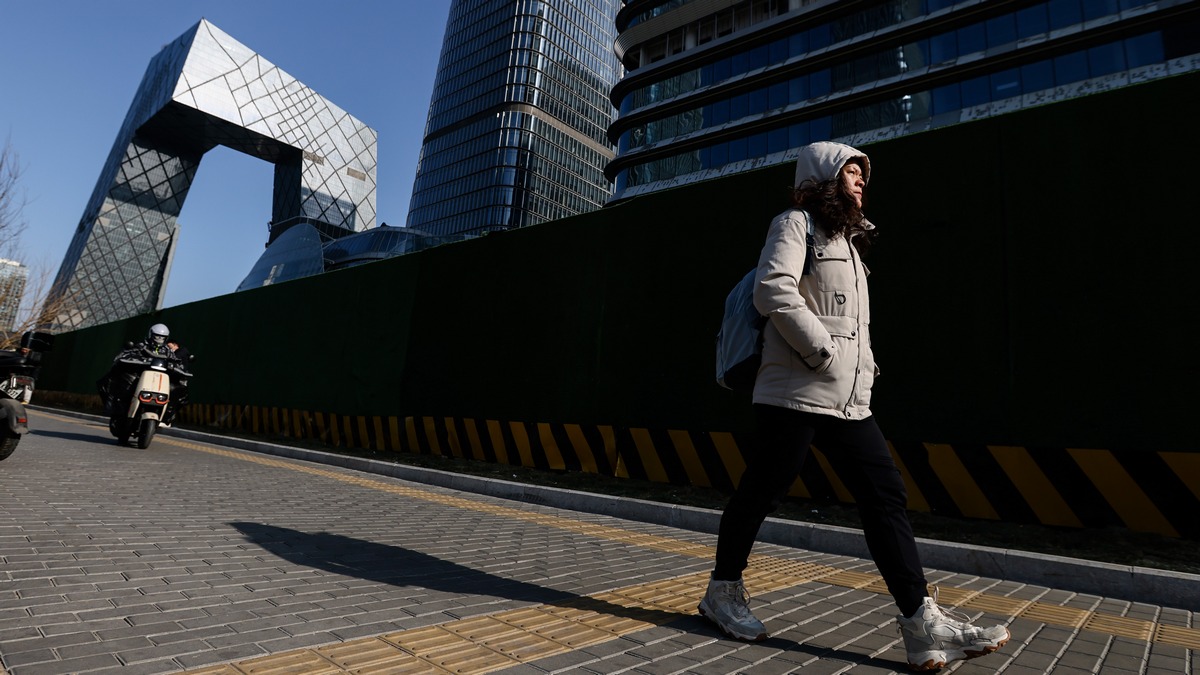 RazomUA - Китай радить банкам скоротити купівлю облігацій США — як це вплине на ринки і Україну