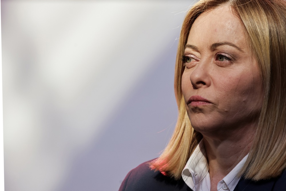 RazomUA - 10 танкеров, которых не будет: зачем Мелони полетела в Затоку в Страстную пятницу