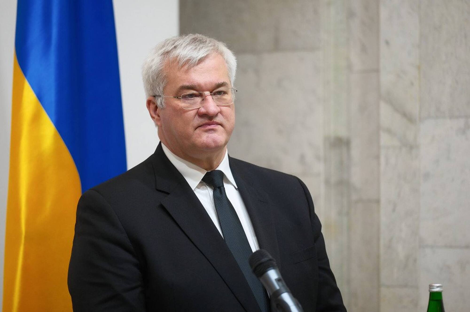 RazomUA - Чому Україна сидить за столом переговорів без компромісу — МЗС про стратегію й наслідки