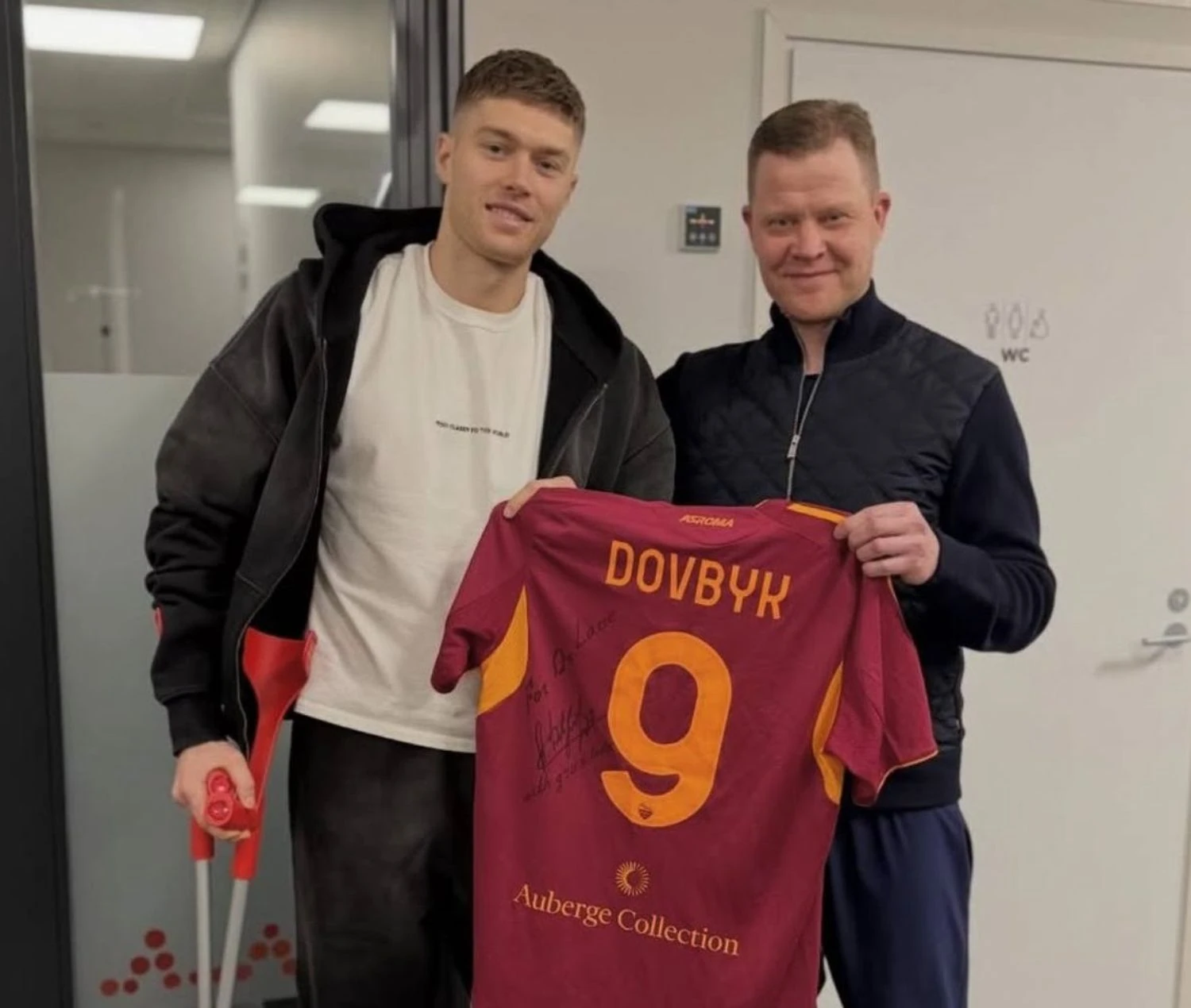 RazomUA - Артем Довбик переніс операцію: що це означає для шансів України в плей‑оф ЧС‑2026