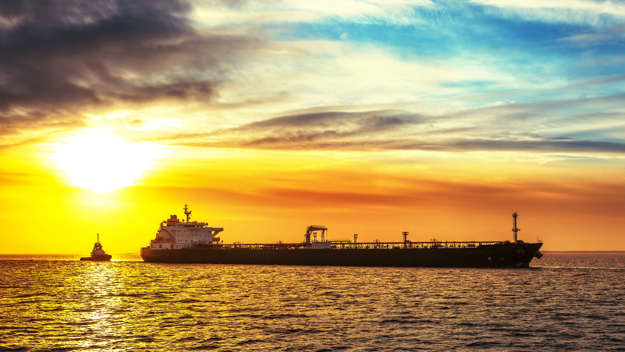 RazomUA - Reuters: Іран нібито дозволив проходження індійських танкерів через Ормузьку протоку — наслідки для ринків і України