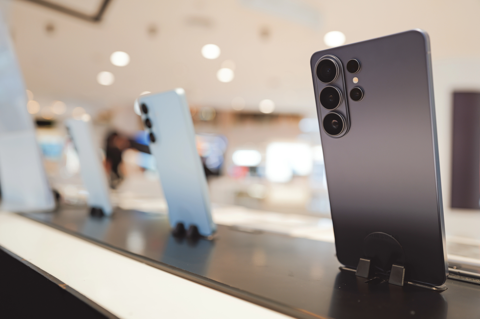 RazomUA - Samsung запустила бету One UI 9: перша велика перевірка після One UI 8.5 — не для всіх і не відразу