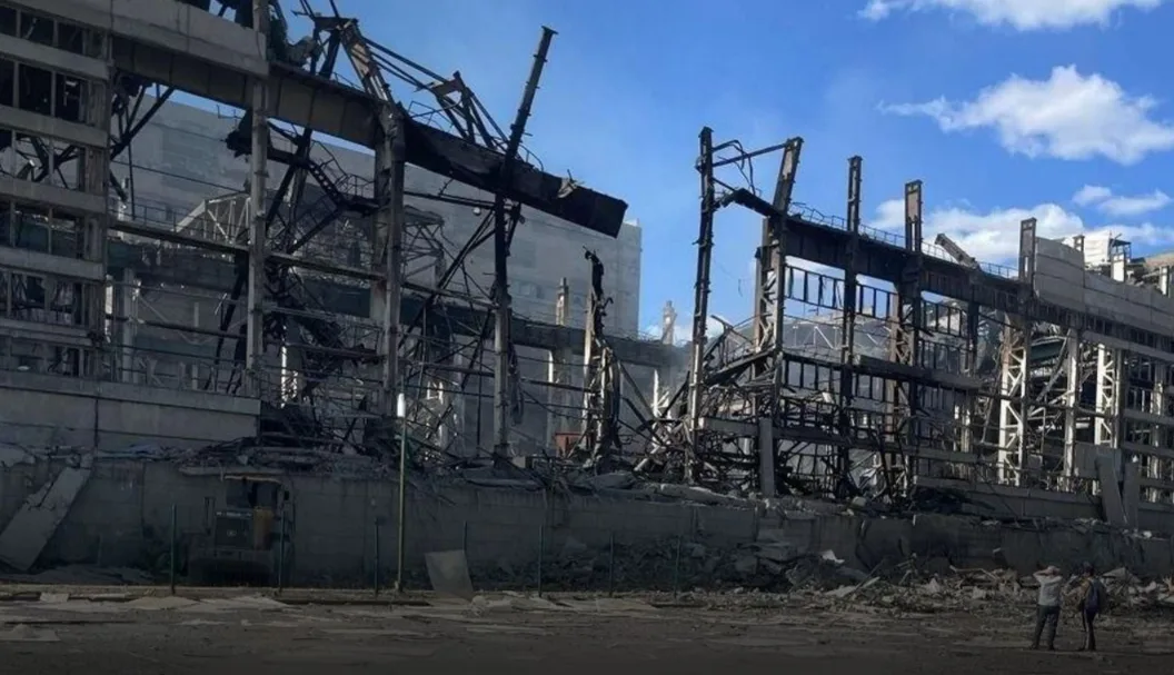 RazomUA - Два НПЗ, міст у Криму та волгоградський завод: Генштаб підтвердив нічні удари