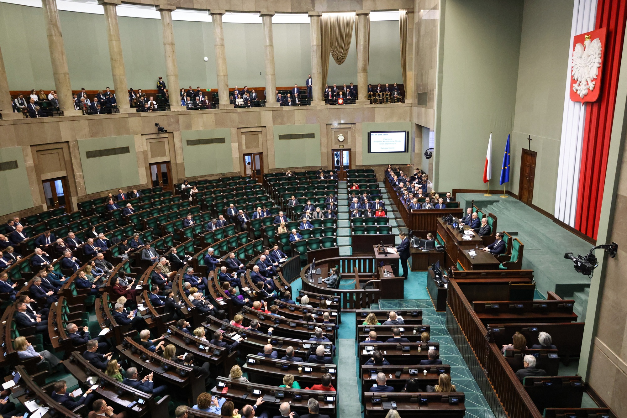 RazomUA - Сейм проголосував одностайно — але жорсткі поправки відхилив. Що Польща справді сказала про Волинь