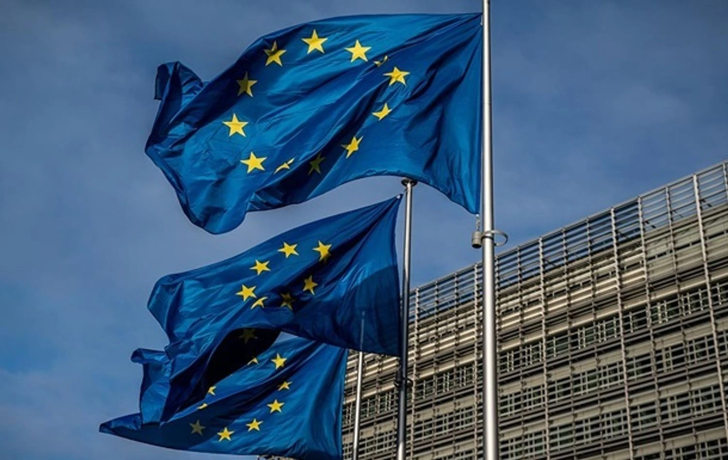RazomUA - 600 Ships and €38 Billion in Losses: What Really Stands Behind the EU's Latest "Mini-Package" of Sanctions Against Russia