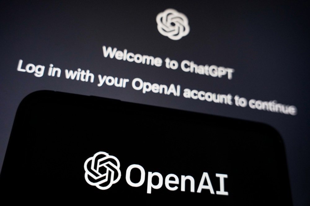 RazomUA - OpenAI Bets on Audio: When Will Screenless AI Companions Appear and What Does It Mean for Ukraine