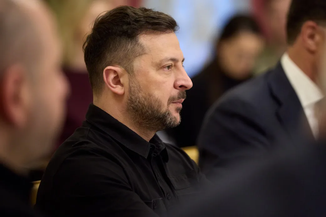 RazomUA - Відкритий лист путіну і дрони над ПМЕФ: Зеленський обирає тиск і діалог одночасно
