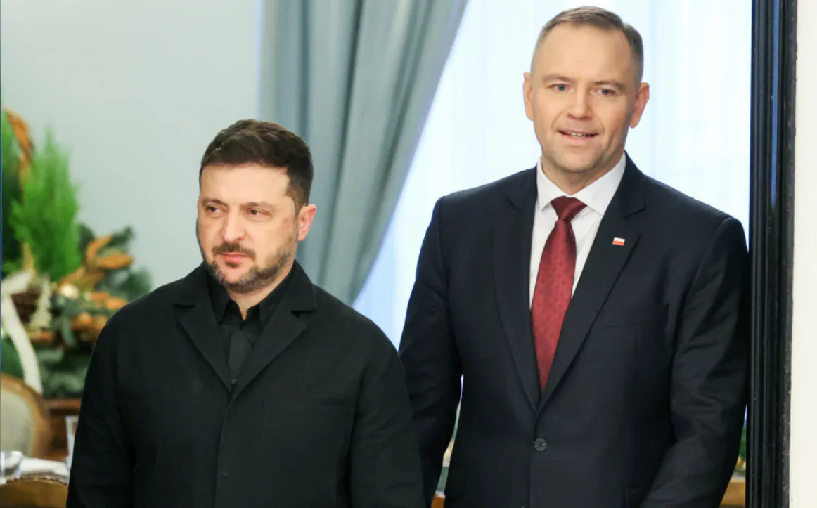 RazomUA - 59% поляків — за позбавлення ордена, 73% — проти своїх політиків. Що каже CBOS насправді