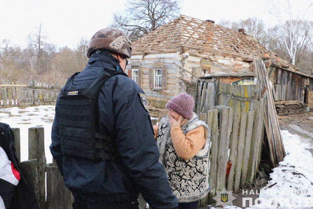 RazomUA - Mandatory evacuation in Chernihiv region: 14 border villages under shelling — relocation within 30 days