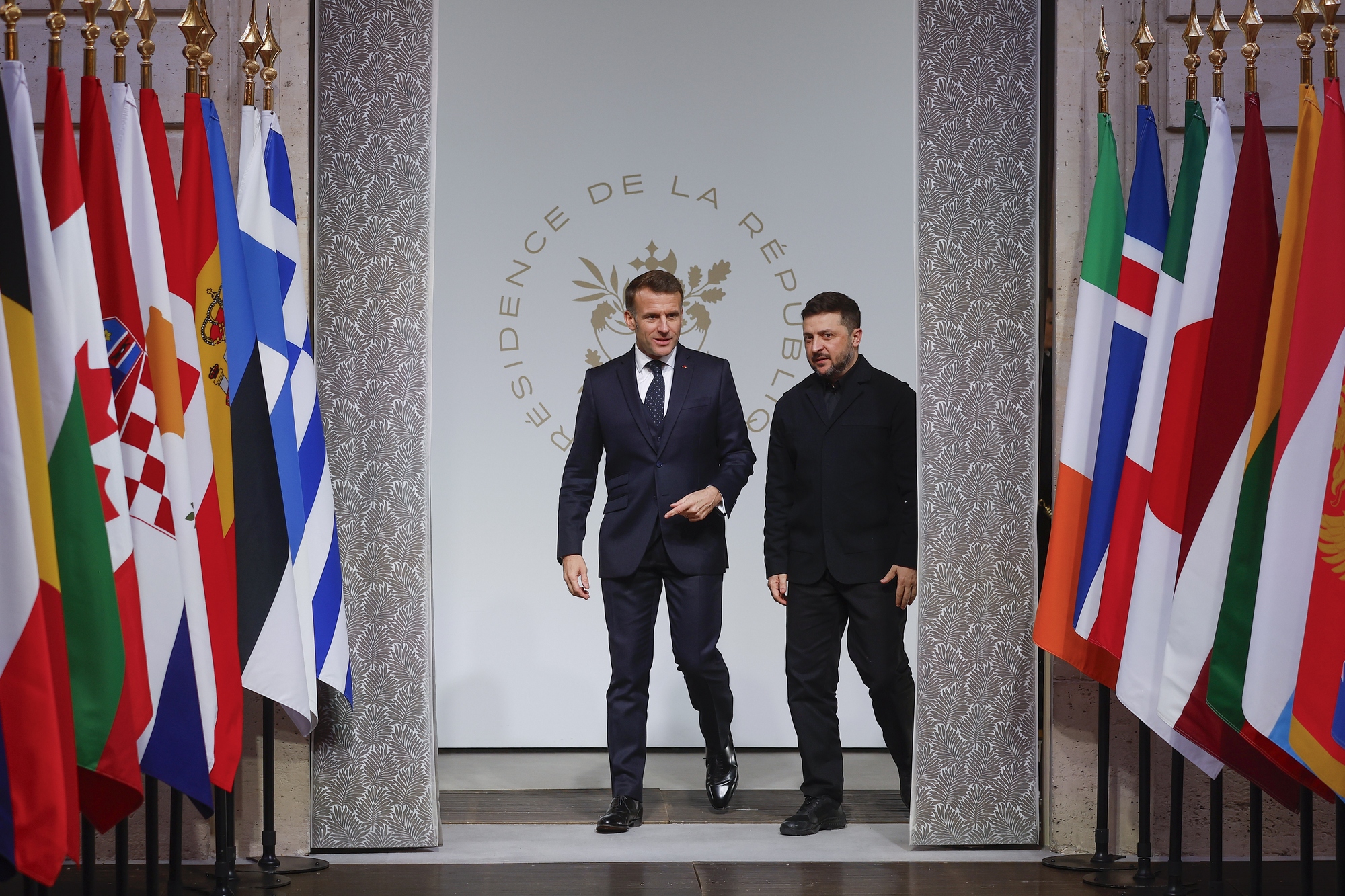 RazomUA - Зеленський: діалог з Путіним не має розколювати Європу — потрібні США за столом