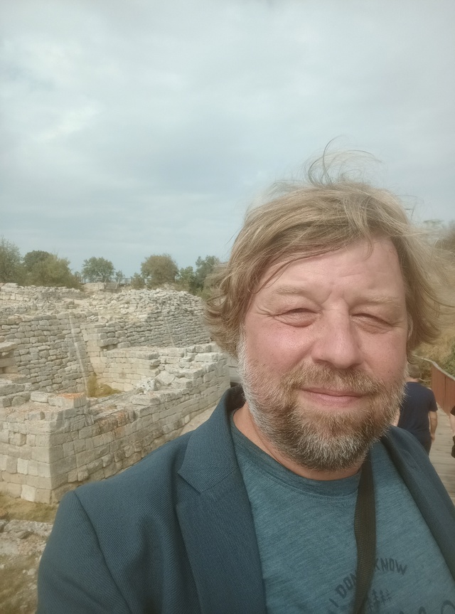 RazomUA - Варшава разрешила экстрадицию Бутягина — как это повлияет на защиту украинского культурного наследия