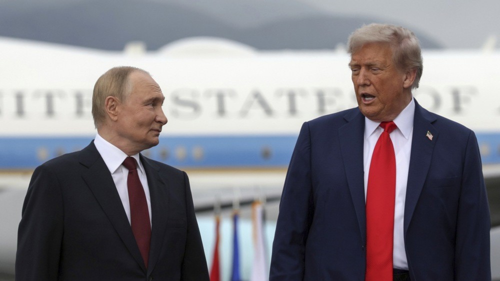 RazomUA - Трамп и Путин говорили об Иране и Украине — какие последствия для Киева