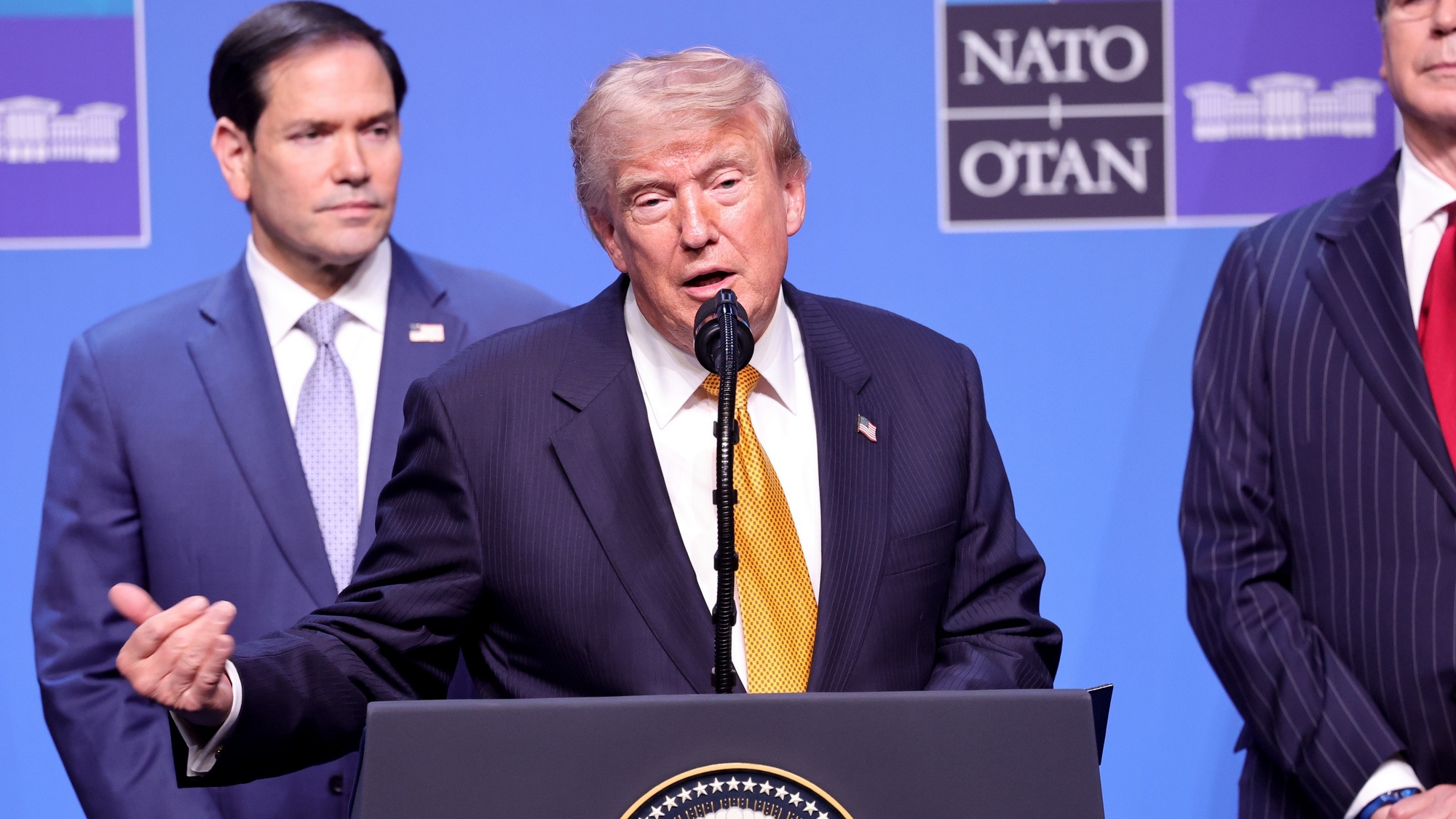 RazomUA - Trump says Strait of Hormuz will be opened "very soon", Rubio says no deal yet