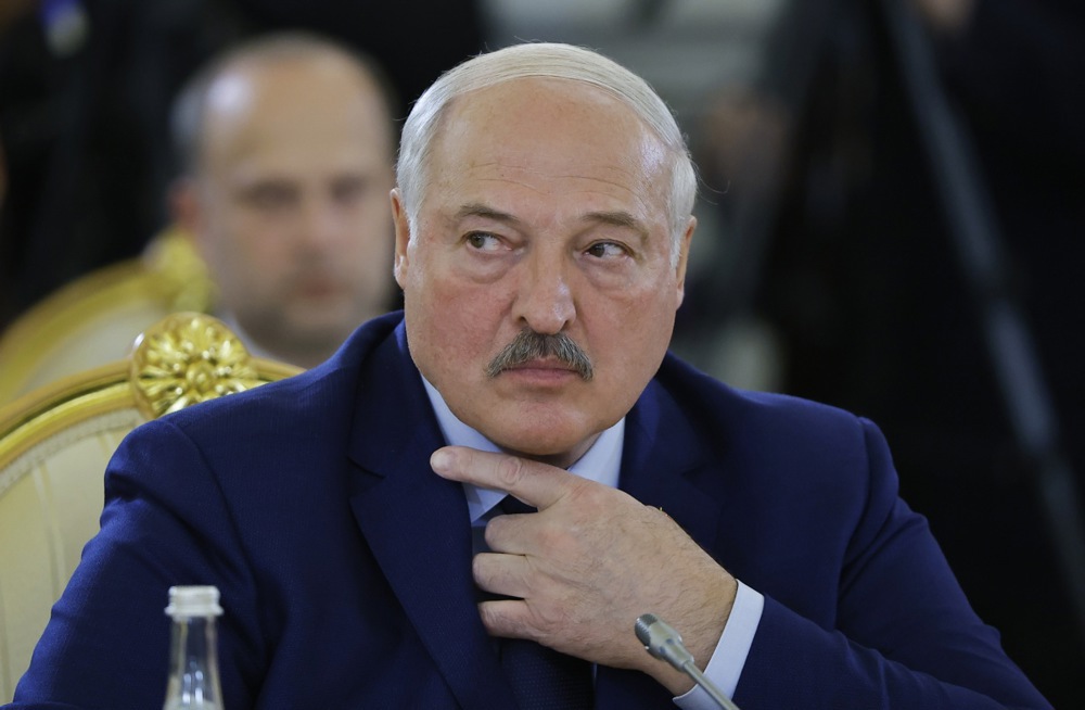 RazomUA - Украина ввела санкции против Лукашенко — ответ на помощь РФ в ударах по северу