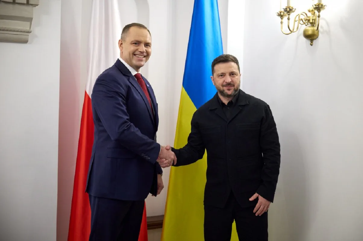 RazomUA - Зеленський і Навроцький говорили годину про УПА, відбудову і Росію. Порозуміння — часткове