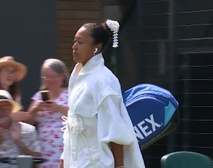 RazomUA - Naomi Osaka s'affiche à Wimbledon en kimono inspiré de « Kill Bill » — ce n'est pas qu'une question de style