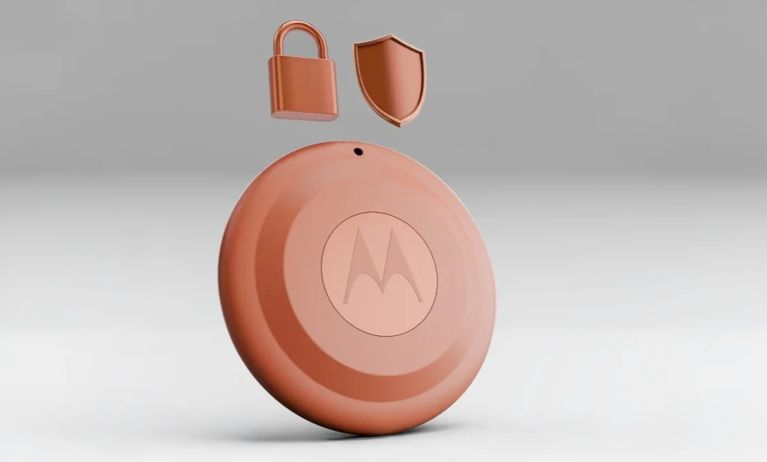 RazomUA - Moto Tag 2: World's First Bluetooth 6.0 Tracker — But the Main Feature Works Only with One Smartphone