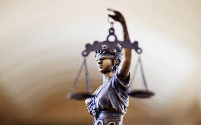 RazomUA - From Warning to Disbarment: How a Lawyer Can Be Suspended from Practice