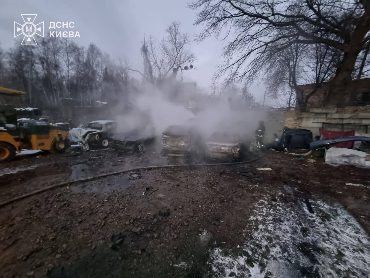 RazomUA - A third of Kyiv left without heat after massive attack — emergency power outages on the left bank