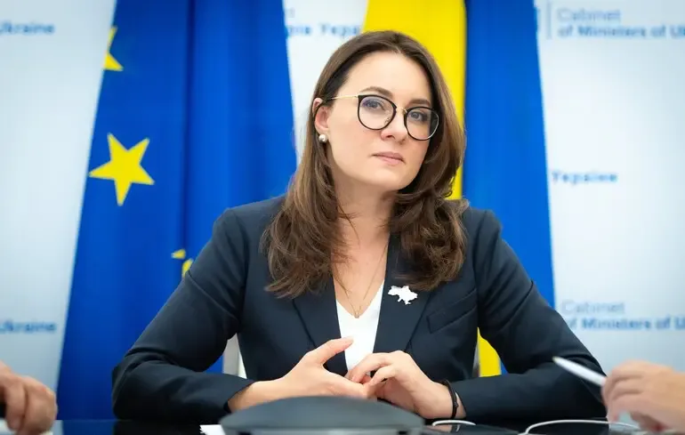 RazomUA - 2,8 milliards d'euros de l'UE : l'Ukraine recevra pour la première fois une prime pour des réformes anticipées — et en a déjà dépensé 0,2 milliard avant le versement