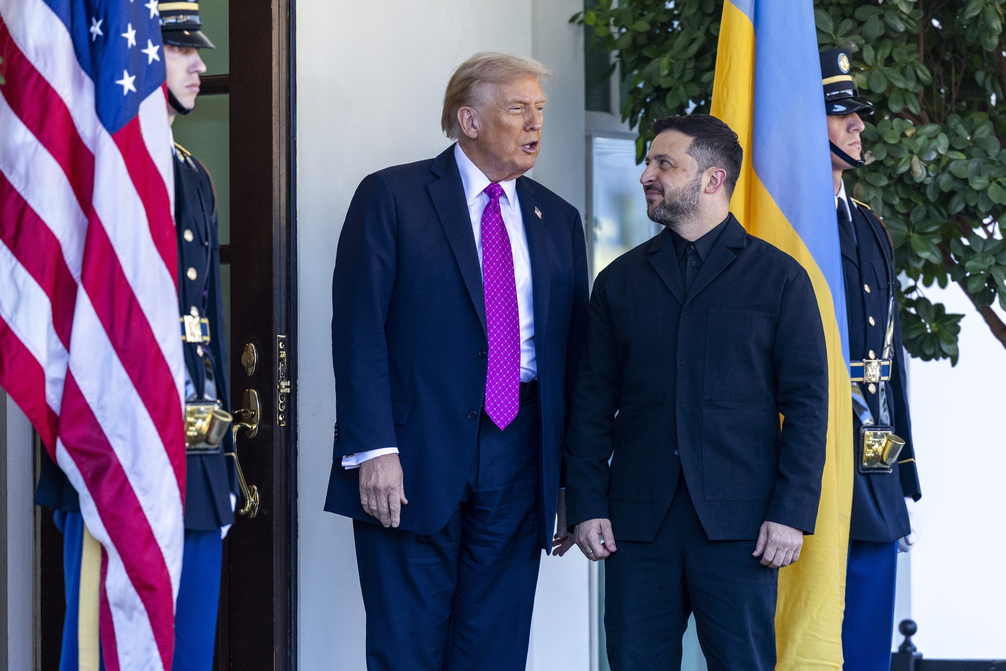 RazomUA - Зеленский: для Трампа наибольшая политическая выгода — прекратить войну до промежуточных выборов