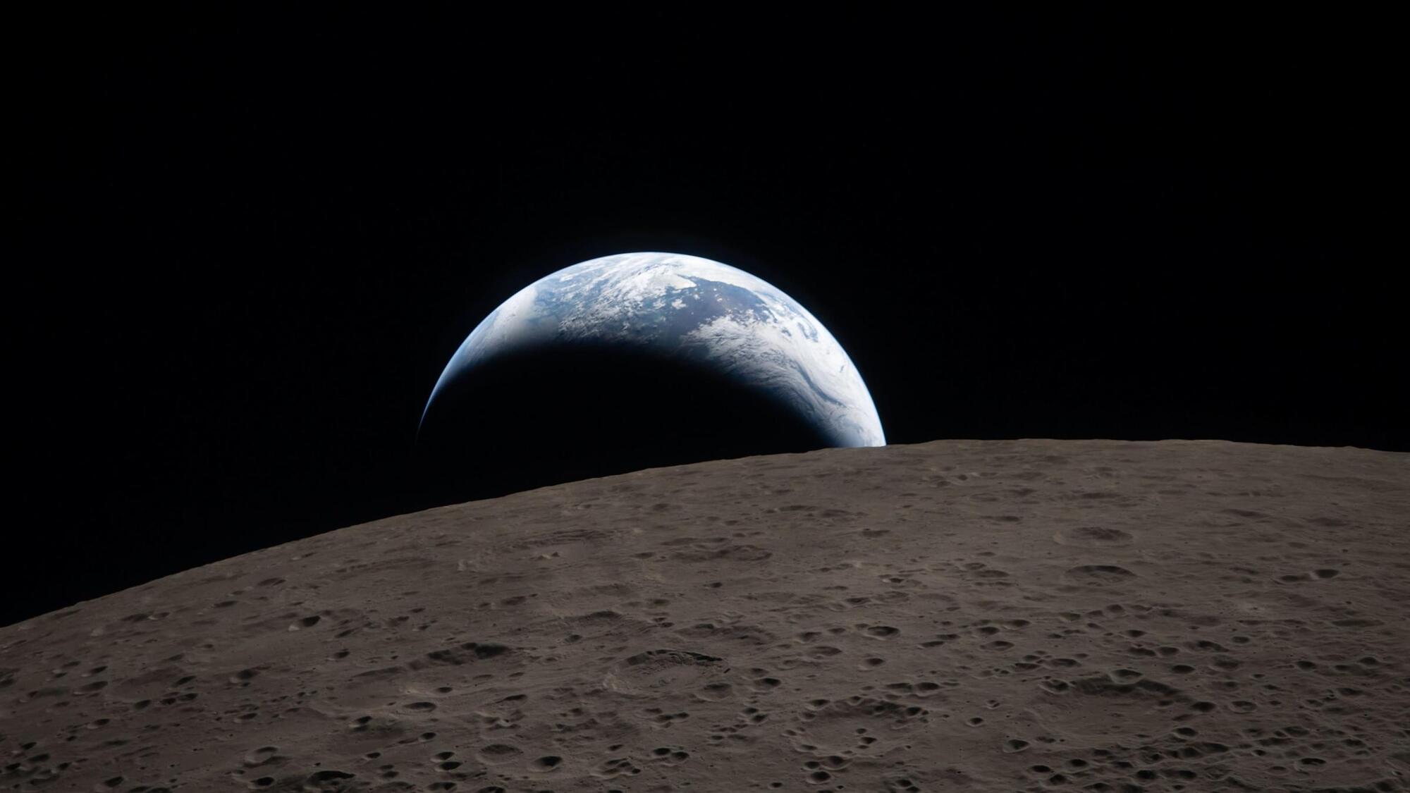 RazomUA - Au-delà d'Apollo 13 — et personne n'avait vu cela auparavant : ce que la mission Artemis II a découvert près de la Lune
