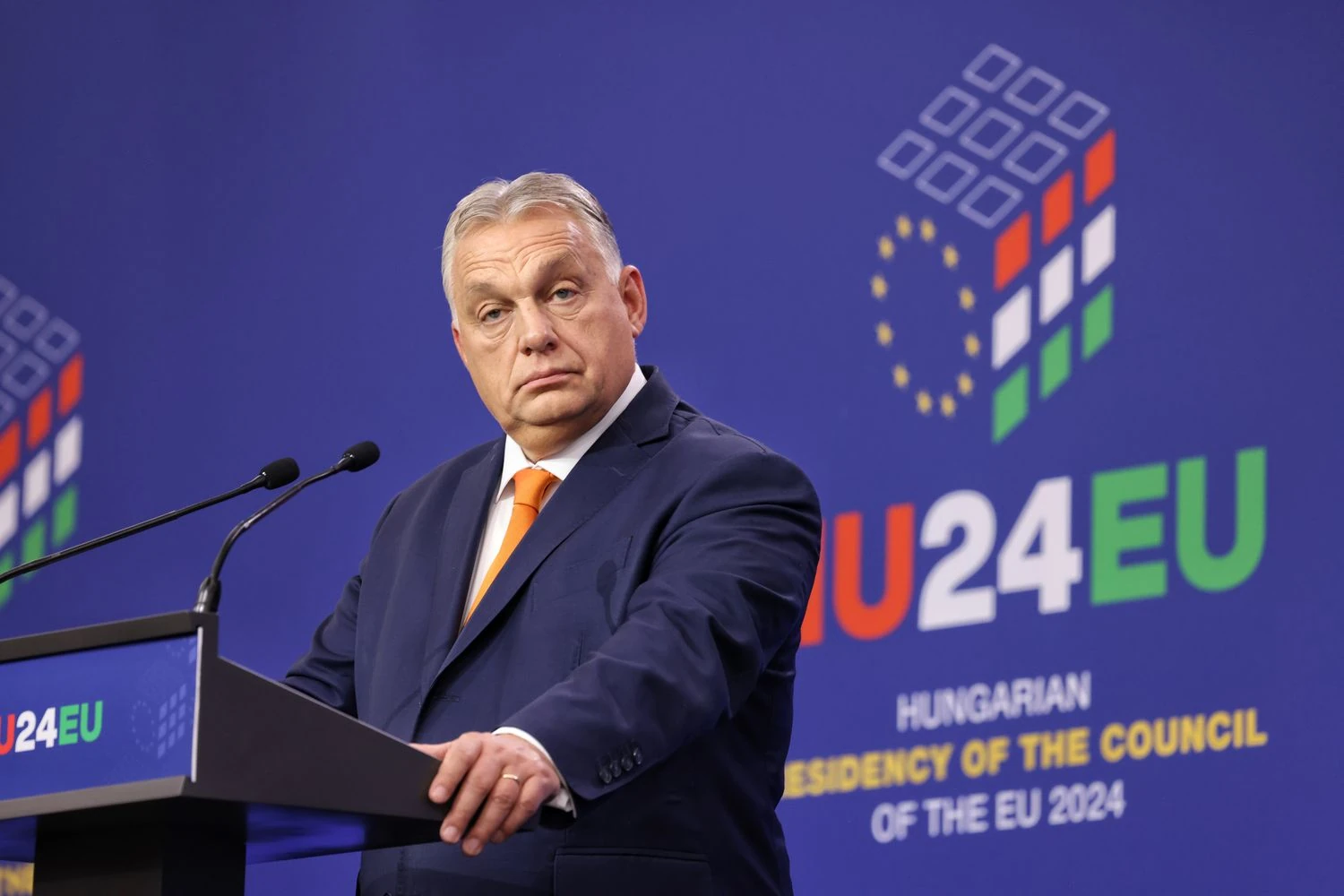 RazomUA - Прокуратура прийшла за серверами «Фідес»: що стоїть за обшуками в офісах Орбана