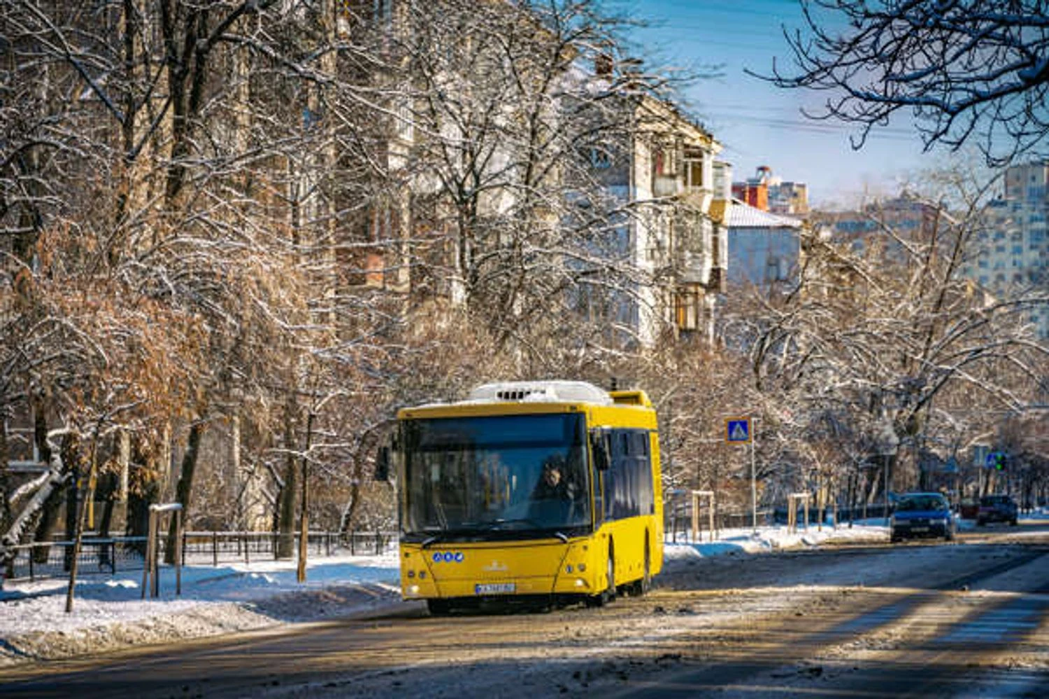 RazomUA - Киев переводит электротранспорт на дублирующие автобусы: что изменится для пассажиров
