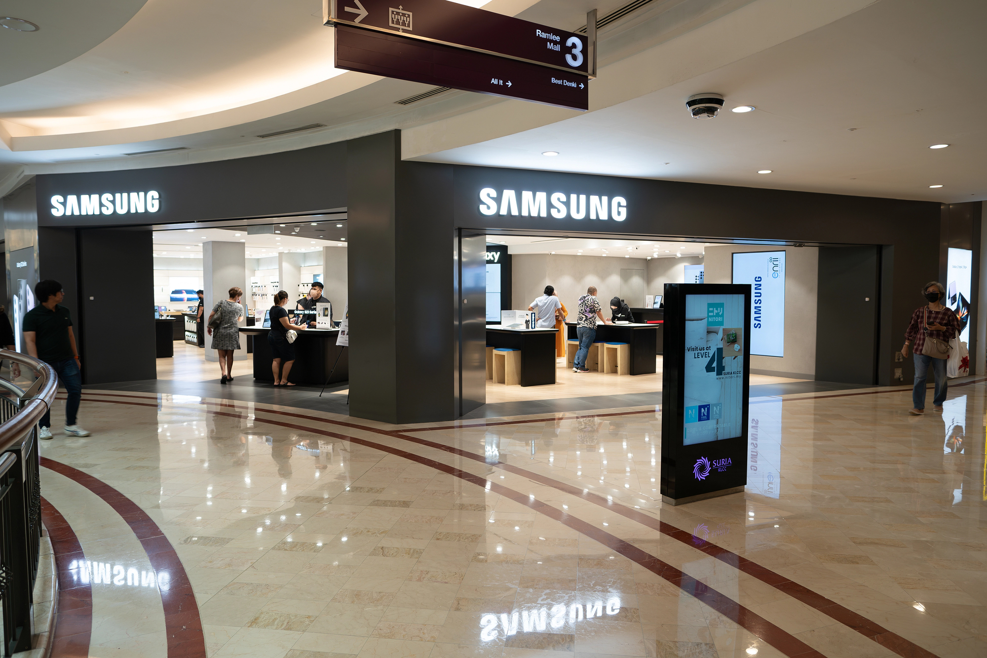 RazomUA - Samsung to showcase AI devices and new displays on January 4 in Las Vegas