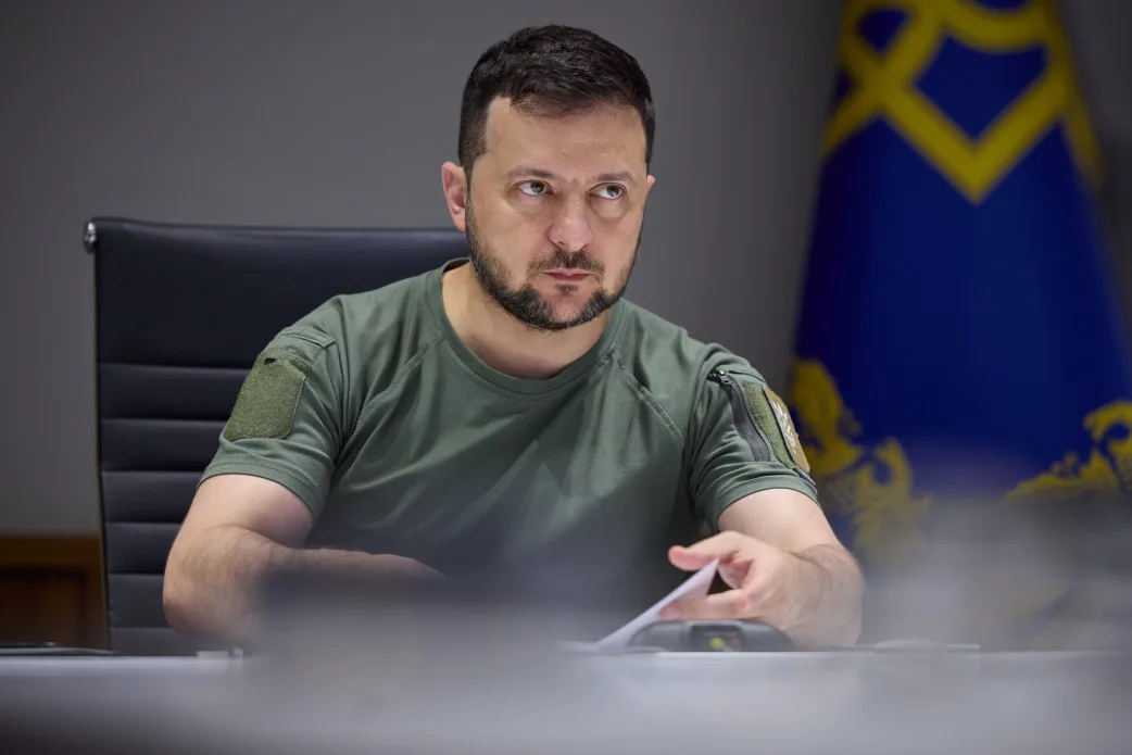 RazomUA - Зеленський хоче тристоронньої зустрічі з Росією до осені — поки Москва виставляє ультиматуми