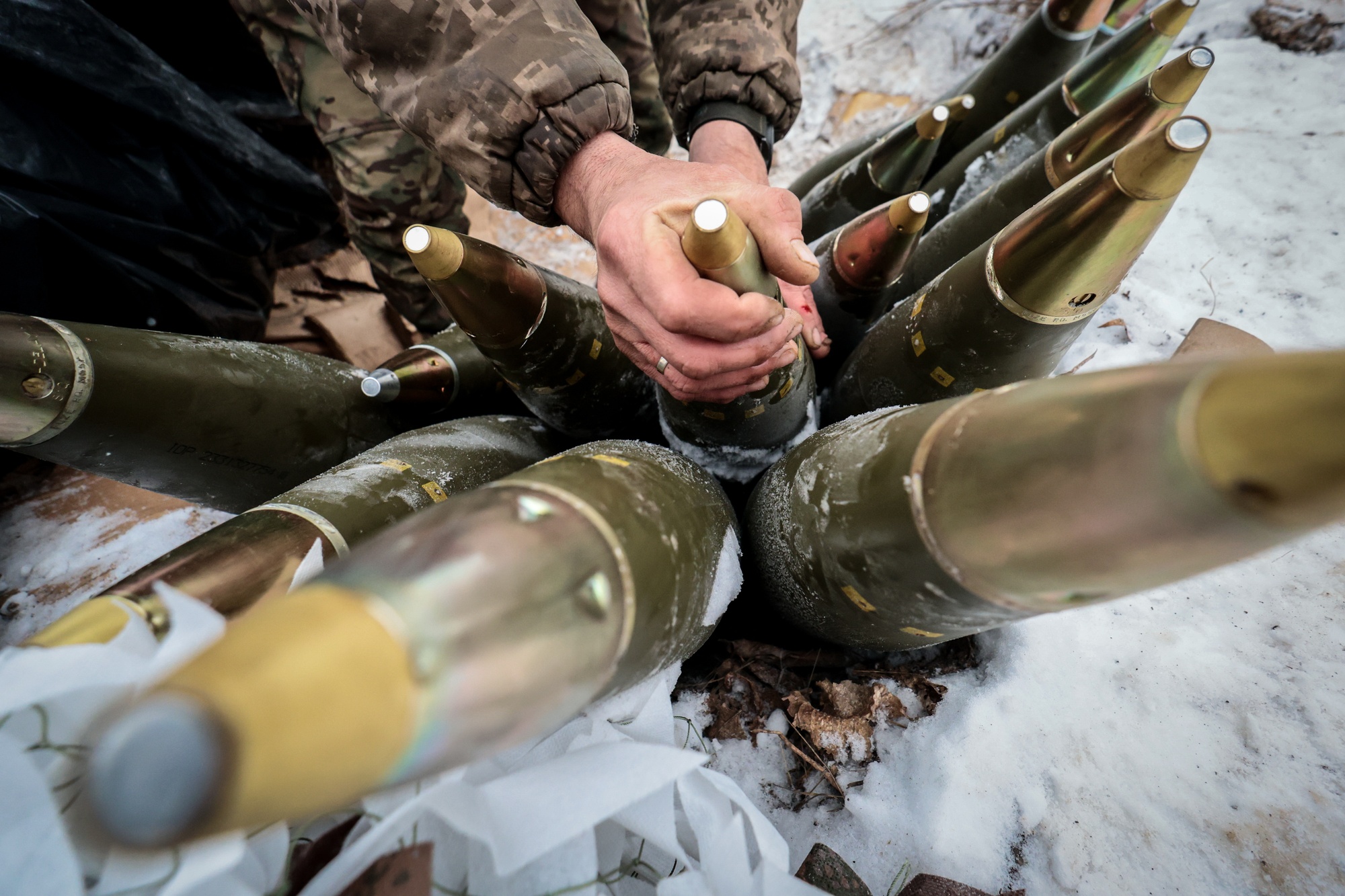 RazomUA - Пентагон карает подрядчиков за срыв поставок снарядов в Украину — последствия для боя и бюджета
