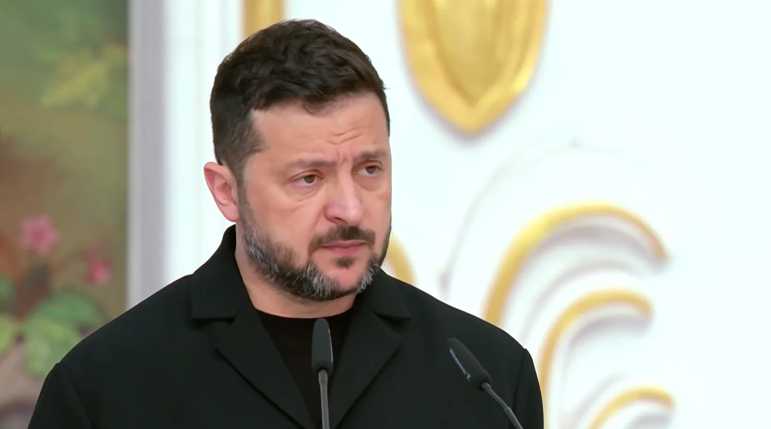 RazomUA - Без подання: чому Зеленський досі не назвав Раді міністрів оборони і закордонних справ