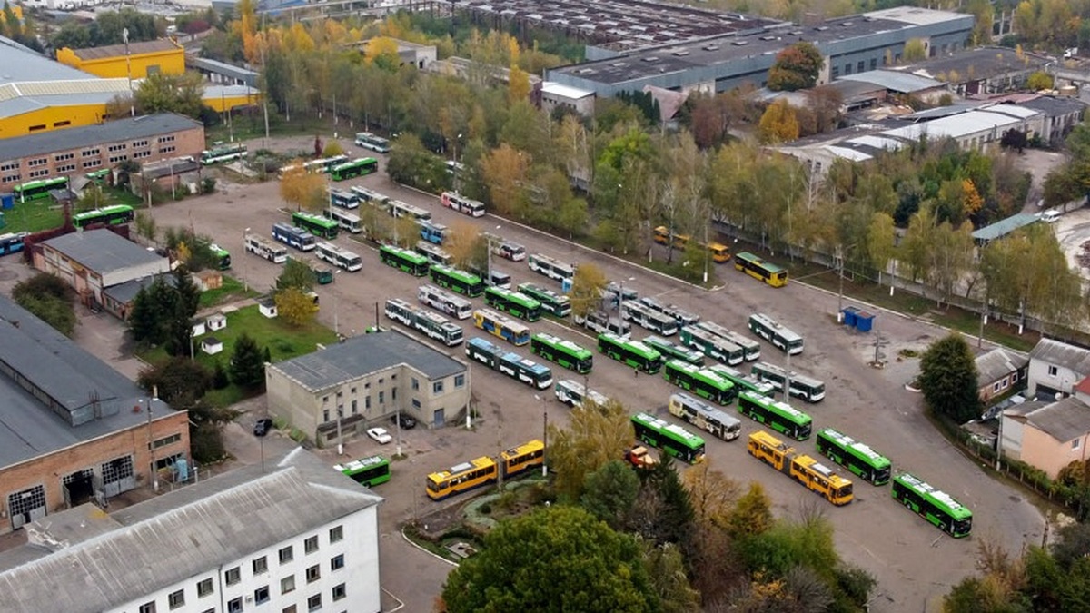 RazomUA - Schytomyr lehnt Kredit der EBWE für Elektrobusse wegen der Energiekrise ab