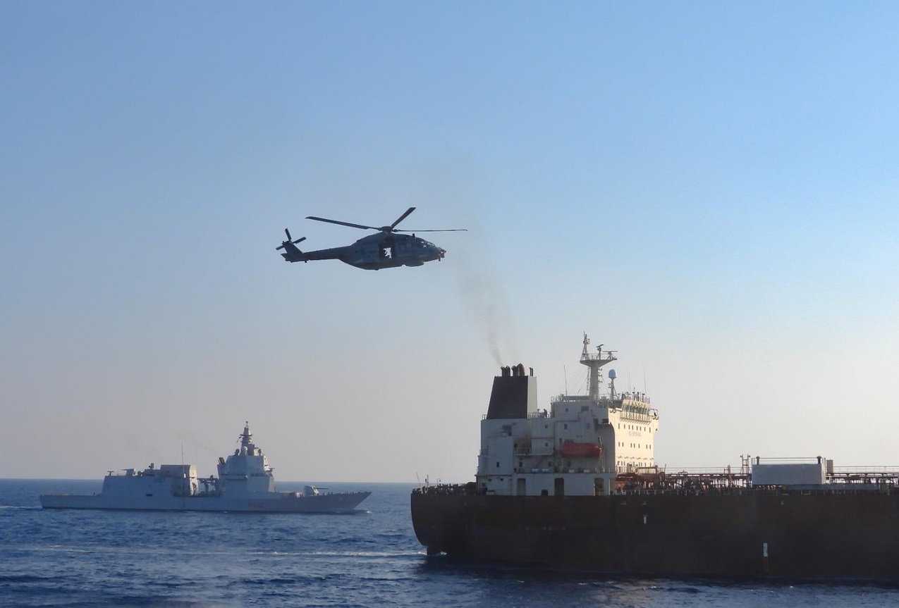RazomUA - Italienische Militärs landeten auf russischem Tanker der "Schattenflotte"