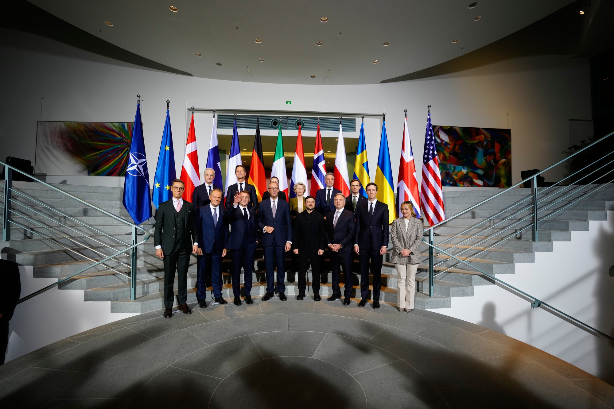 RazomUA - Illusionen vorbei: USA bieten der Ukraine NATO-ähnliche Garantien – mit Ultimatum