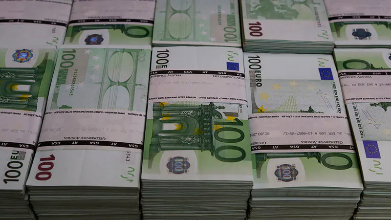 RazomUA - 229 frappes en un an — et les créanciers ont accepté : Naftogaz reporte 1,2 milliard d'euros de dette à 2032-2033