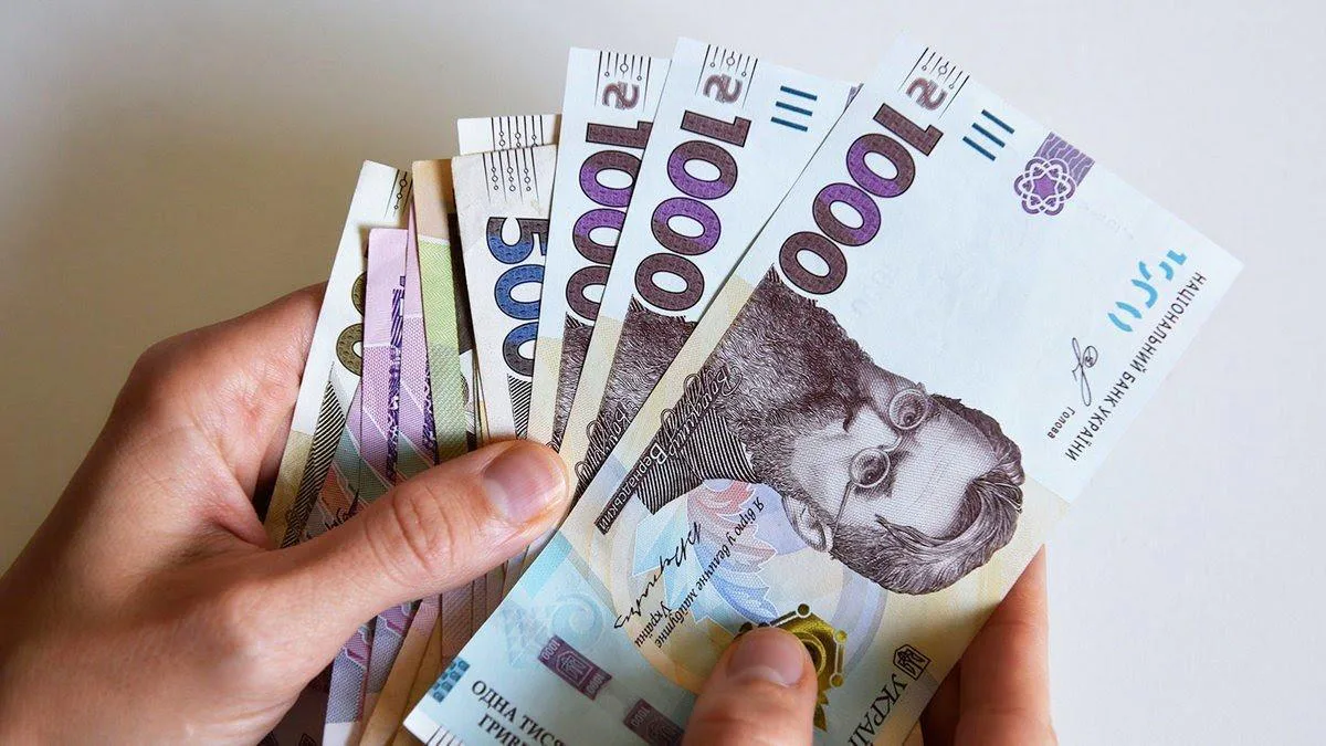 RazomUA - 518 мільйонів на «запасний вихід»: скільки коштує держава, яка не вимикається після удару