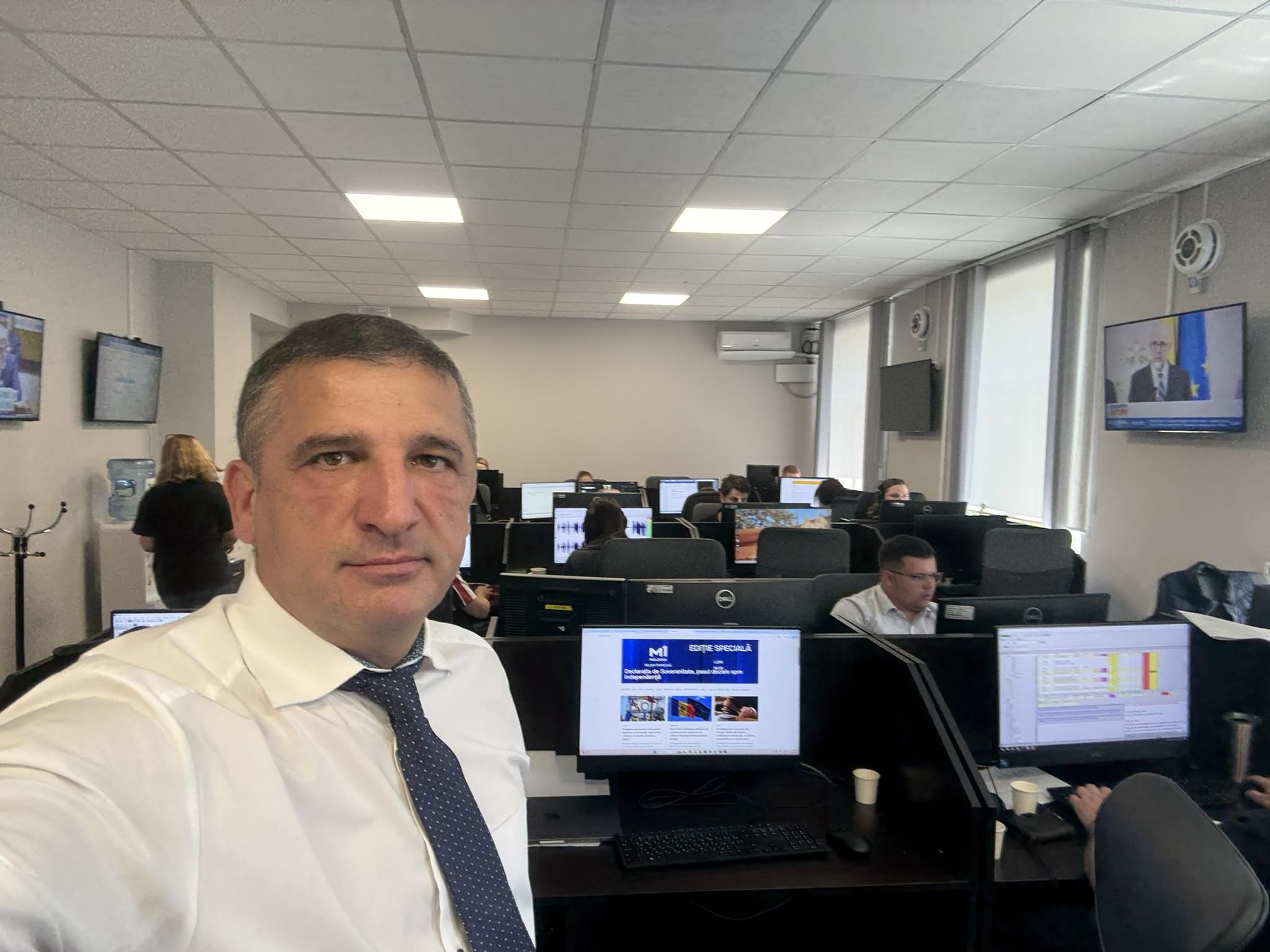 RazomUA - Молдовське журі не дало Україні жодного балу на Євробаченні — директор мовника пішов у відставку