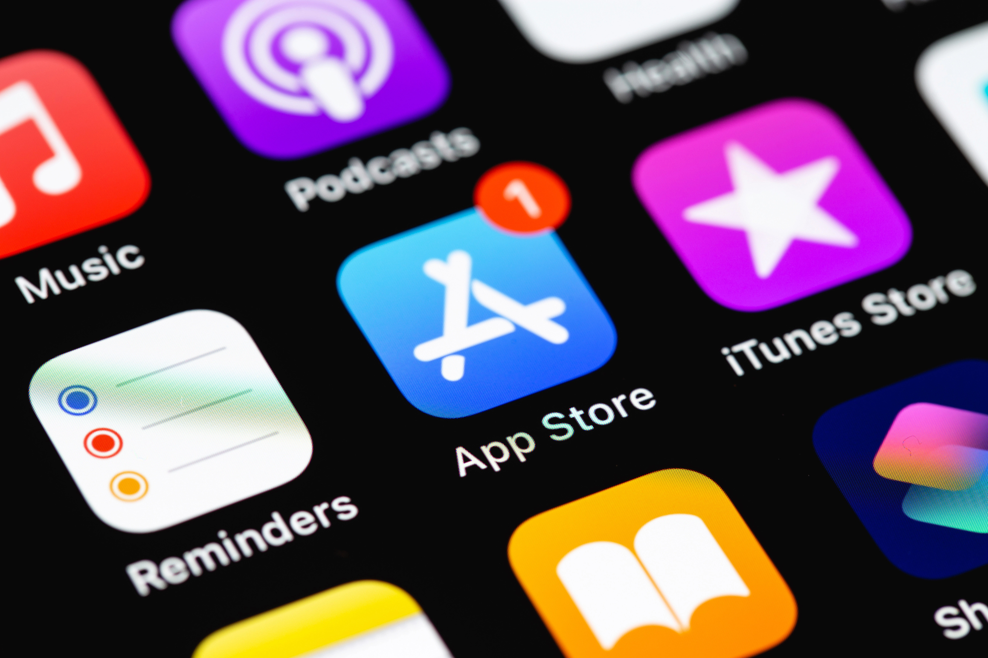 RazomUA - Apple ouvre l'App Store aux agents d'IA : ce que cela signifie pour vos données et votre appareil