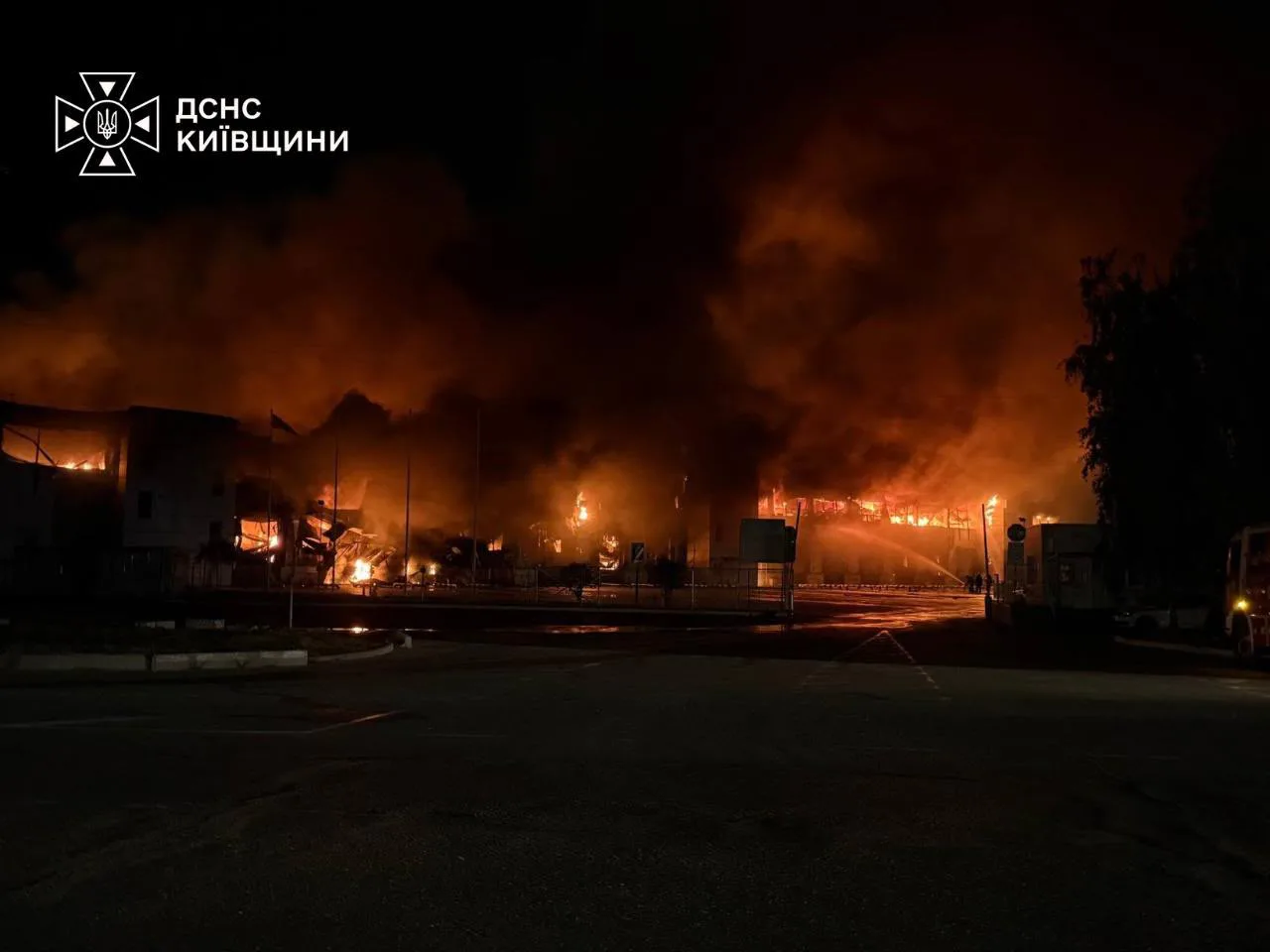 RazomUA - Удар по аеропортах Києва й Борисполя: Зеленський пов'язав атаку з візитом американців