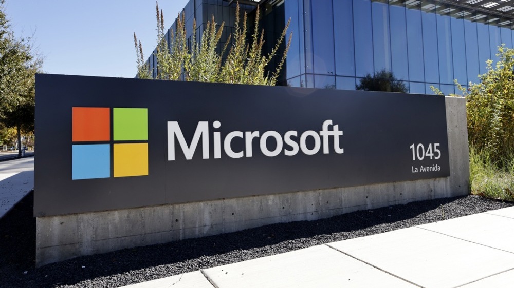 RazomUA - Microsoft інвестує $50 млрд у ШІ для Глобального Півдня — як це може прискорити цифрову трансформацію України