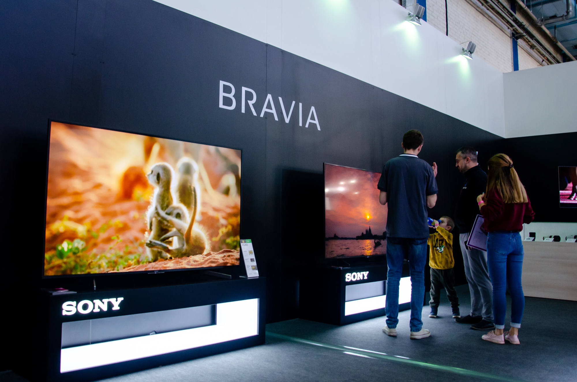 RazomUA - Sony gives 51% of its Bravia unit to TCL — what it means for the TV market
