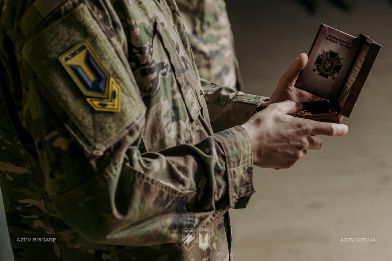 RazomUA - Як в "Азові" перевіряють бійців після повернення з полону — і чому це складніше, ніж здається