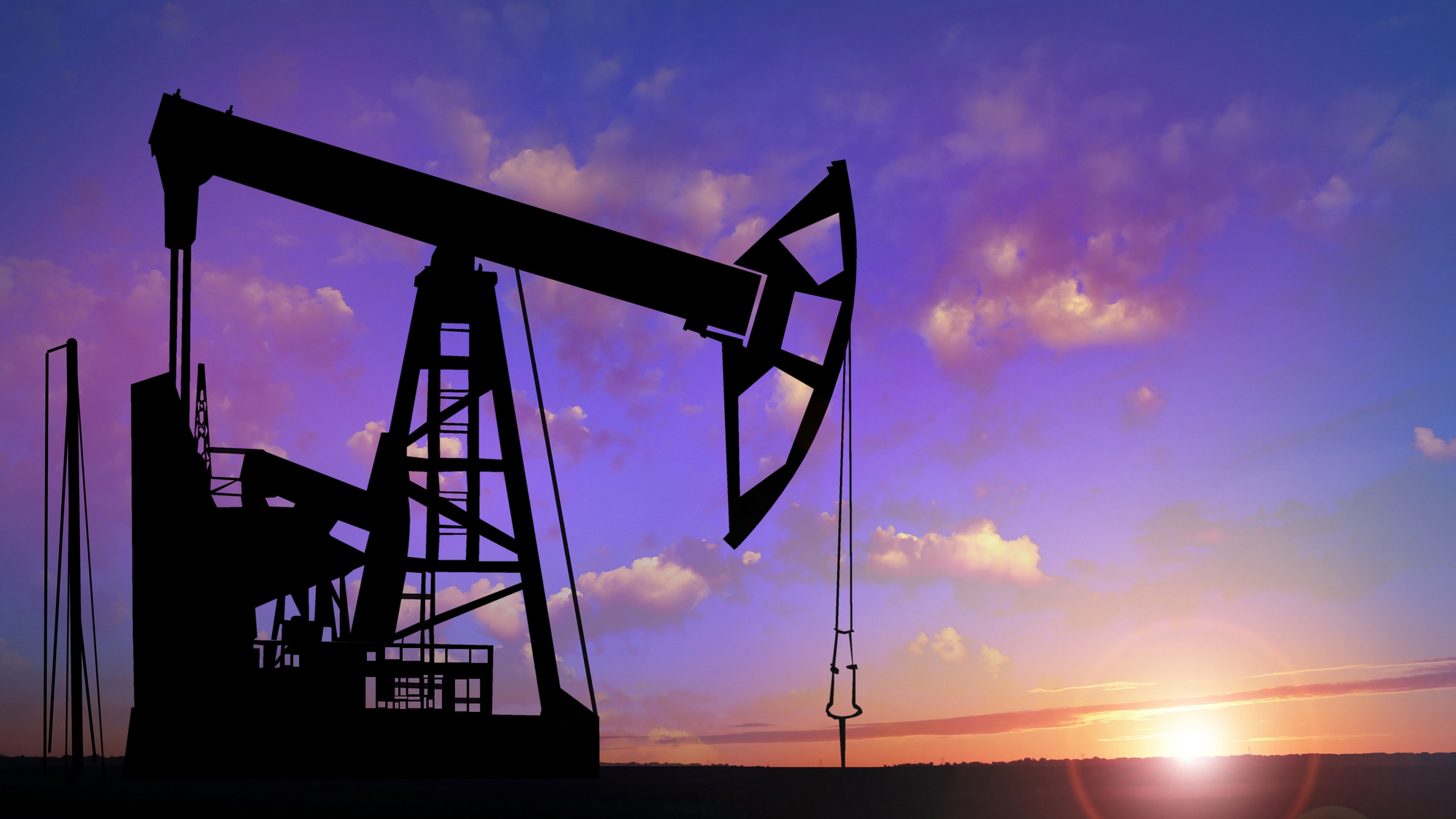 RazomUA - Bloomberg: Russia Cuts Oil Exports After Ukraine Military Changes Strike Strategy