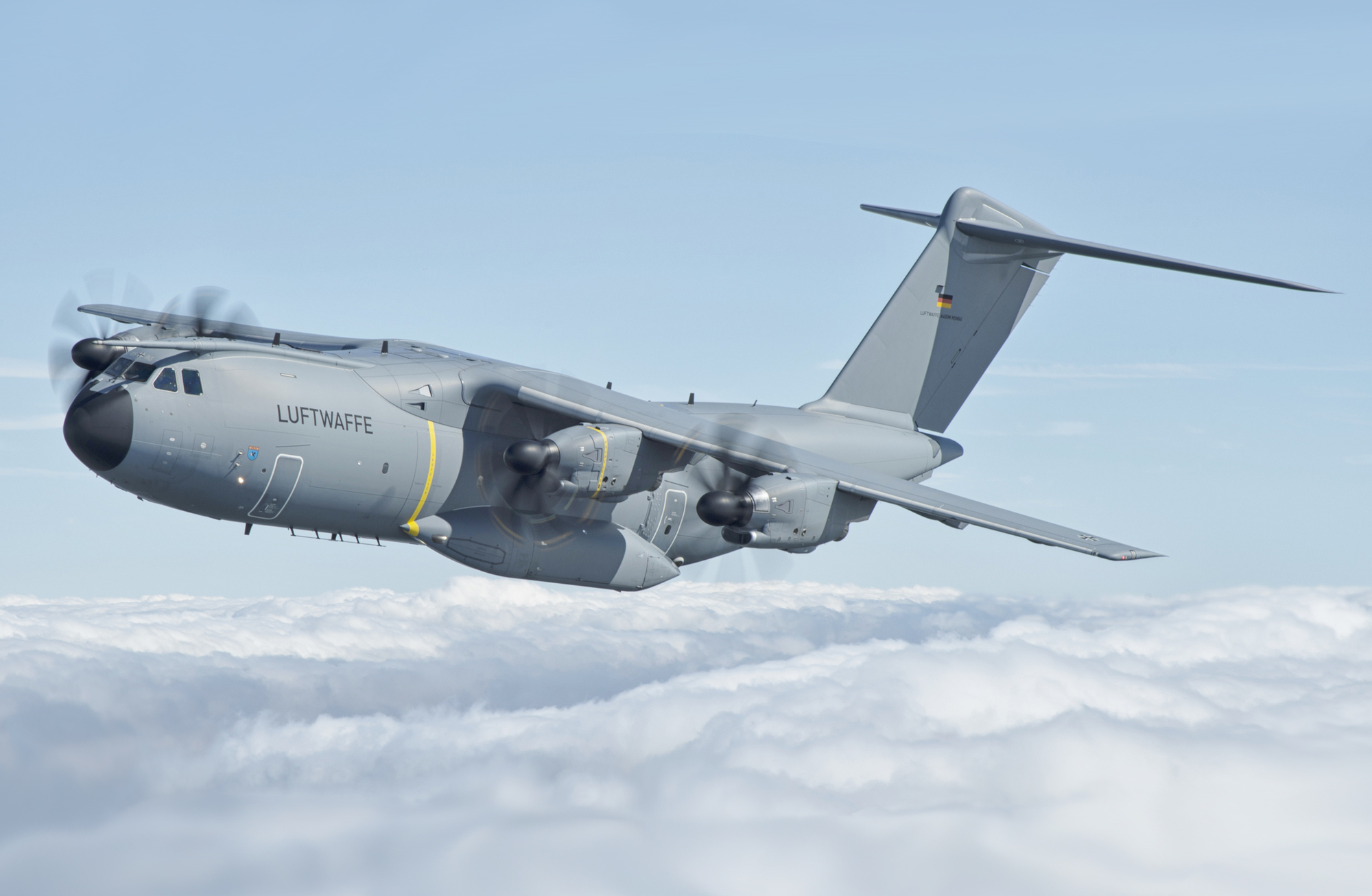 RazomUA - Франція випробувала запуск дронів з A400M — що це означає для безпеки та логістики союзників