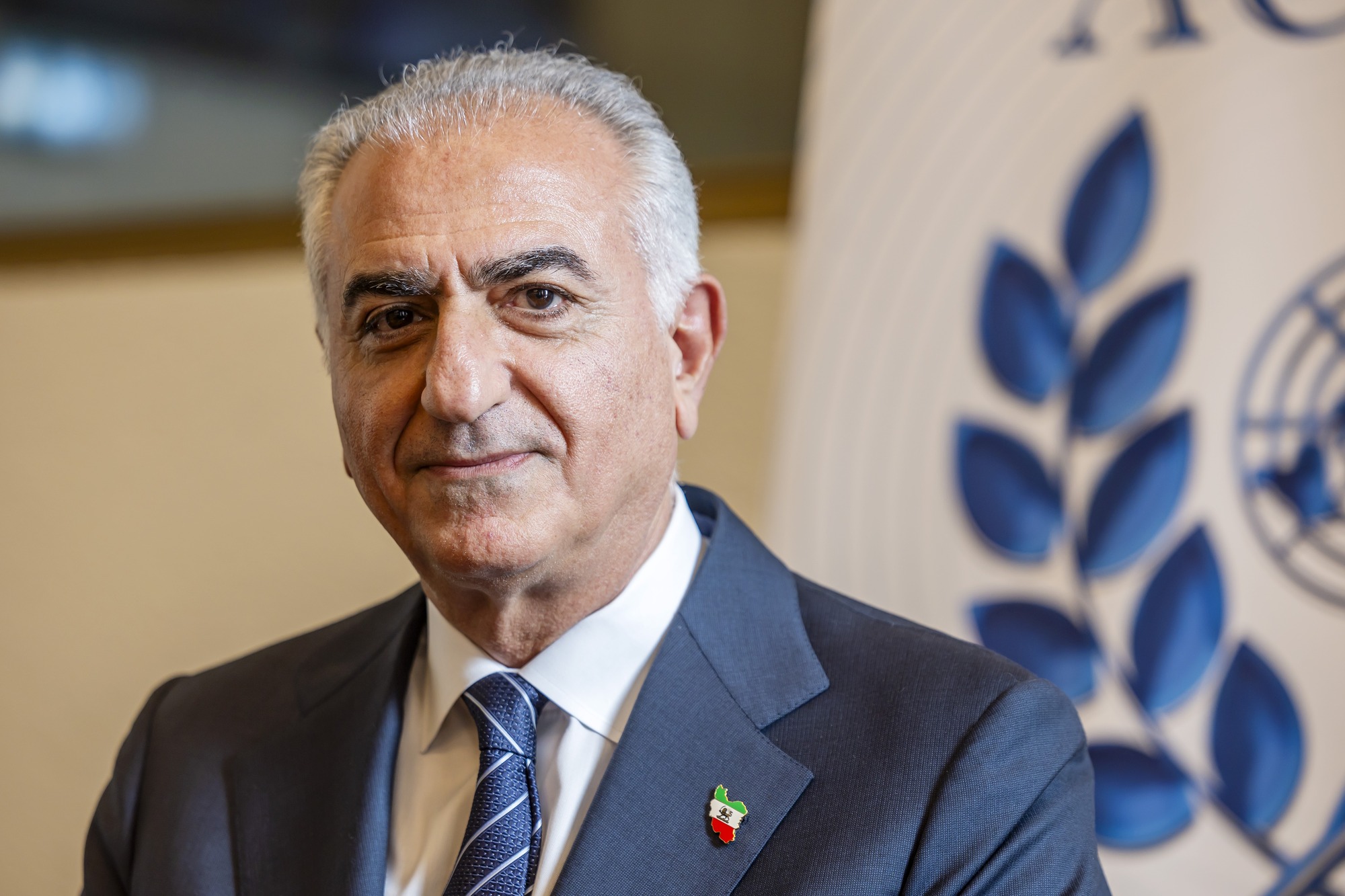 RazomUA - "Long live the Shah": why Reza Pahlavi's influence is growing in Iran and what risks it poses for the region