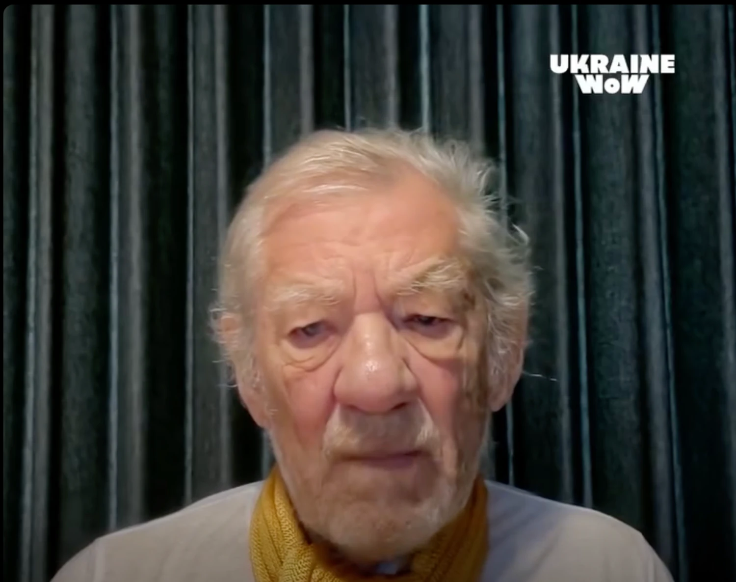 RazomUA - Иэн Маккеллен прочитал стихотворение Артура Дроня — культурный сигнал поддержки в честь 4-й годовщины вторжения